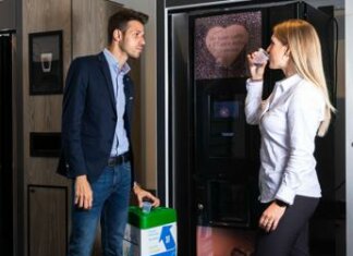 RiVending, risparmiate 300 ton. di CO2 nel 2023 grazie ai 53mln di bicchierini raccolti alle vending machine