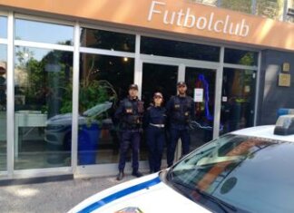 Sgomberato Orange Futbolclub a Roma, Onorato: “Moroso con il Comune”. Protestano gli iscritti