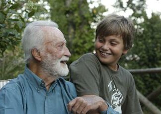 Simone Viola: “Vi racconto mio nonno Scalfari attraverso i ricordi inediti di 100 amici”