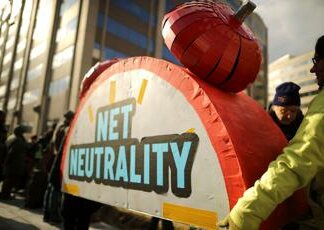 Usa, Biden firma per il ritorno della net neutraility