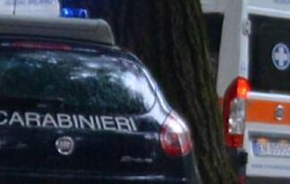 Cagliari, maneggia il fucile del padre e parte un colpo: muore a 17 anni