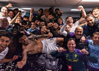 Fiorentina abbracciata dai tifosi a Peretola, Italiano superstar Fiorentina abbracciata dai tifosi a Peretola, Italiano superstar