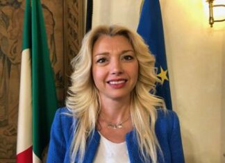 Giornata cancro ovarico, Murelli (Lega): “Aiutare donne con più informazione”