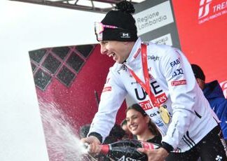 Giro d’Italia, Pogacar vince anche la 16esima tappa e allunga in classifica