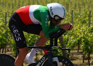 Giro d’Italia, rivincita di Ganna a Desenzano. Pogacar secondo