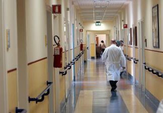 Liste d’attesa con tempi biblici, da colonscopia a mammografia ecco quanto bisogna aspettare