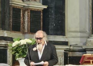 Luciano Di Bacco, tanti colleghi e volti noti ai funerali