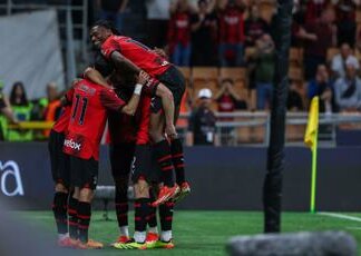 Milan-Cagliari 5-1, cinquina rossonera e Lecce salvo