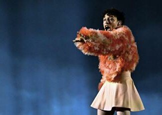 Nemo vince Eurovision 2024, chi è il cantante della Svizzera