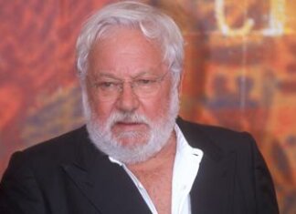 Paolo Villaggio rivive nel biopic di Luca Manfredi ‘Com’è umano lui!’