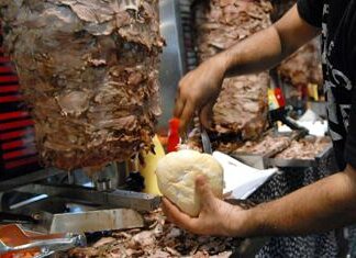 Prezzo del kebab preoccupa la Germania, impennata diventa questione politica