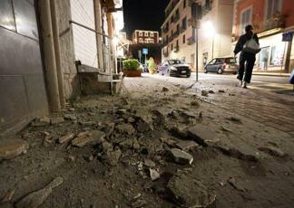 Terremoto, anche l’Ue monitora i Campi Flegrei: “Pronti ad aiutare in caso di necessità”