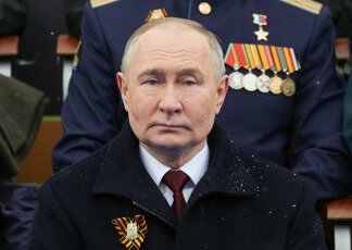 Ucraina, Putin annuncia l’avanzata russa. A Kharkiv “situazione più difficile” per Kiev