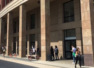 Stella David su porta docente, minacce all’Università di Firenze Stella David su porta docente, minacce all'Università di Firenze