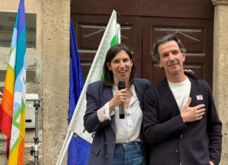 Candidato sindaco Colle Val d’Elsa: “Attacchi omofobi contro me” Candidato sindaco Colle Val d'Elsa: "Attacchi omofobi contro me"