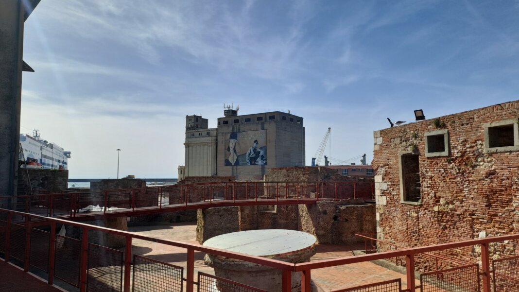Silos granario compie 100 anni: porto di Livorno ricco di eventi