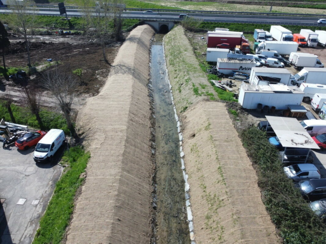 Fosso del Ciliegio: lavori completati a monte e a valle A11 (Fonte foto Consorzio di Bonifica Medio Valdarno)