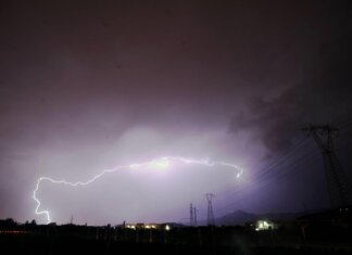 Allerta meteo gialla oggi 6 luglio: piogge e temporali in arrivo in quattro regioni