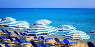 Estate e voglia di tintarella, il dermatologo: “Abbronzatura non è sinonimo di pelle sana”