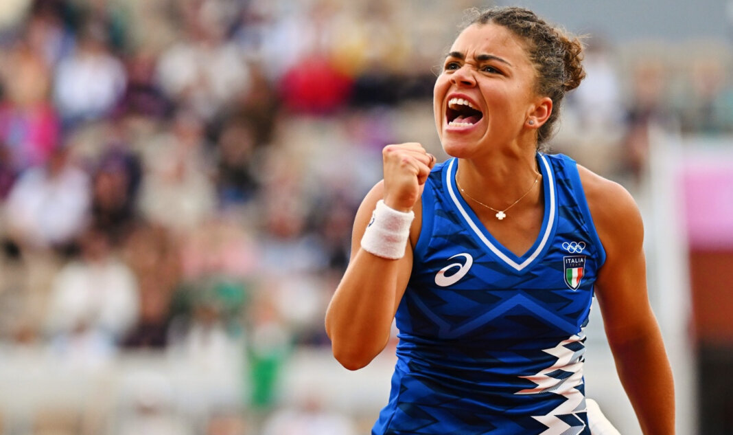 Paolini vola agli ottavi a Parigi: la tennista toscana batte Linette