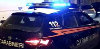Firenze, furto in auto: ragazzi minacciati con una siringa carabinieri