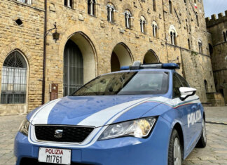 Minacce di morte ripetute agli anziani genitori: in carcere il figlio tossicodipendente polizia Volterra