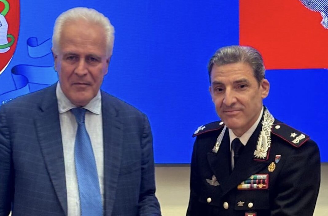 Eugenio Giani con il Generale di Brigata dei carabinieri Lorenzo Falferi