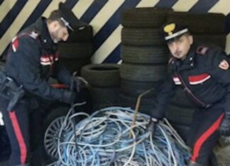 Beccati a rubare rame sul tetto della scuola materna: arrestati in due Maxifurto di rame in una ditta di lavorazione metalli dell'Aretino. Recuperata parte della refurtiva (Foto archivio carabinieri)