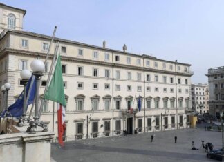 Sicurezza, governo accelera: oggi a Palazzo Chigi riunione su decreto