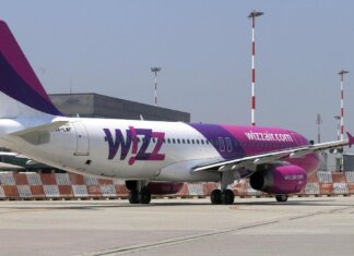 Volo Wizz Air per Atene, il Boeing decolla a due secondi dal disastro: svelato l’errore dei piloti a Luton