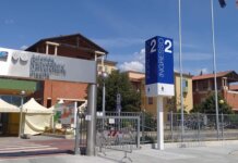 Pretendono di essere visitati subito al pronto soccorso e al diniego danno in escandescenze: arrestati