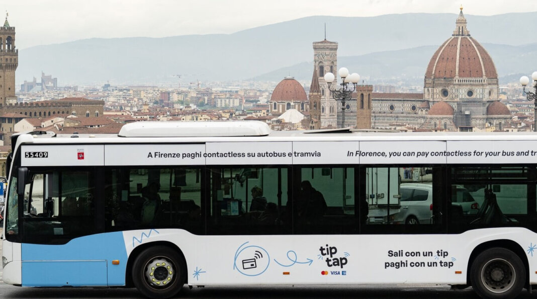 Università di Firenze, studenti in bus con tariffe vantaggiose