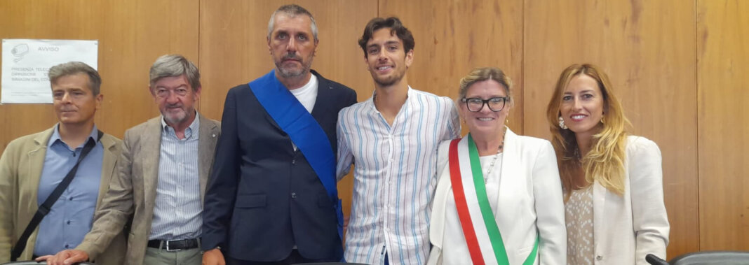 Carrara premia Musetti, Alta benemerenza per il bronzo di Parigi