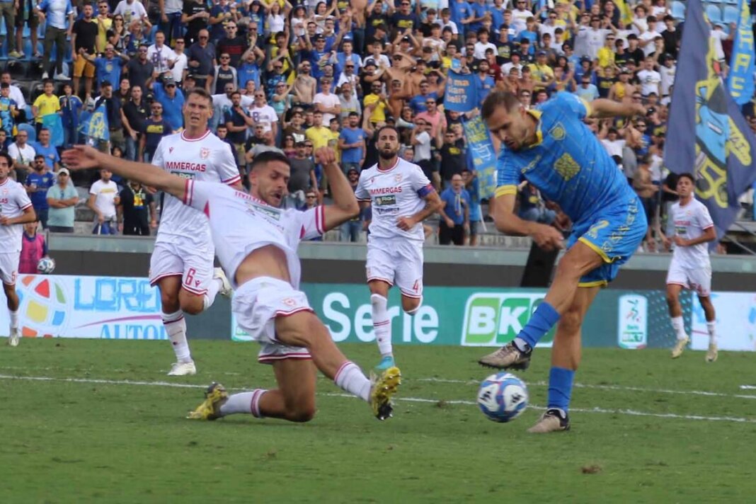 Contro la Reggiana la Carrarese si ferma sullo 0-0