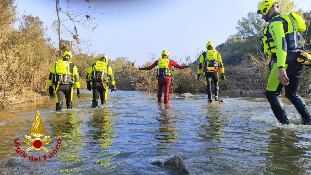 Nonna e nipote dispersi dopo l'alluvione, ricerche ancora senza esito