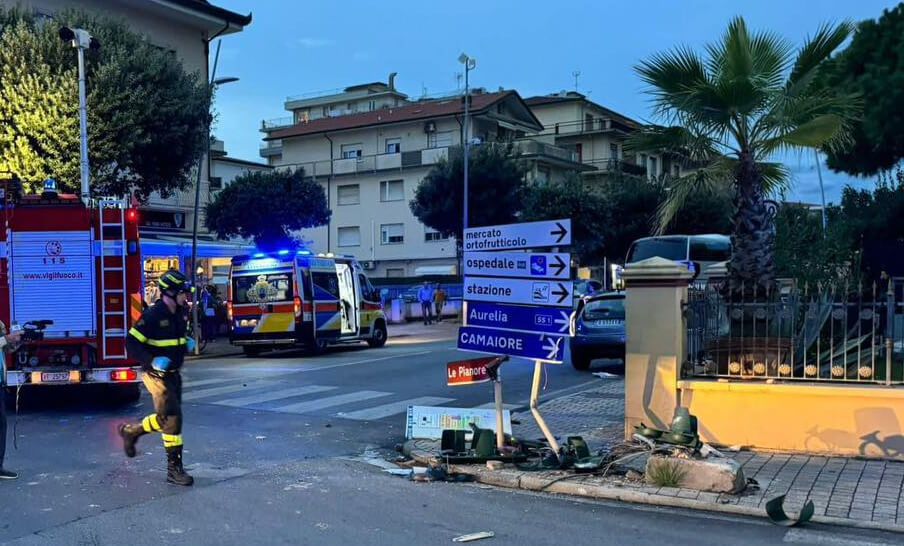 Incidente mortale Lido di Camaiore, confermato arresto conducente auto