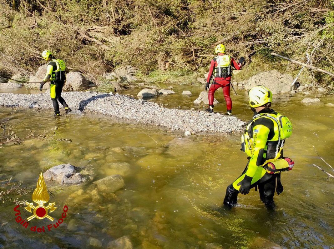 vigili del fuoco fiume Sterza