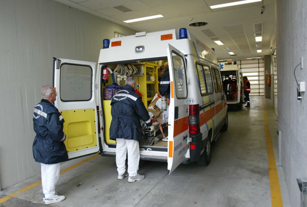 Tir contro auto sull'Aurelia: muore un sessantenne