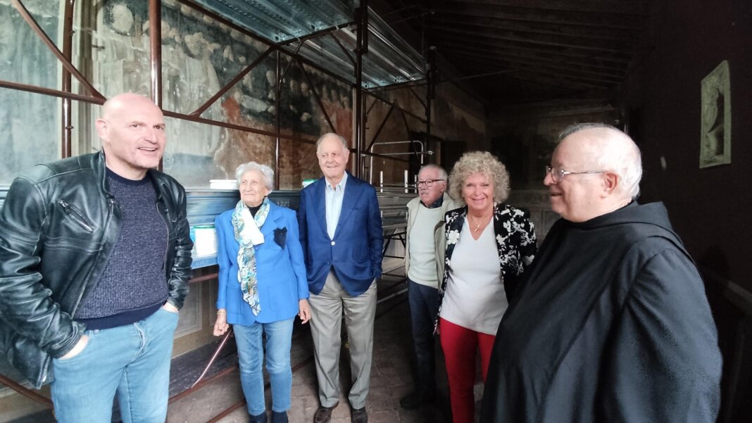 Grazie a dieci mecenati parte il restauro degli affreschi del chiostro di Badia di Passignano