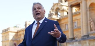 Orbán ricatta l’Ue: petrolio russo o veto sulle nuove sanzioni a Mosca e sui 90 mld a Kiev