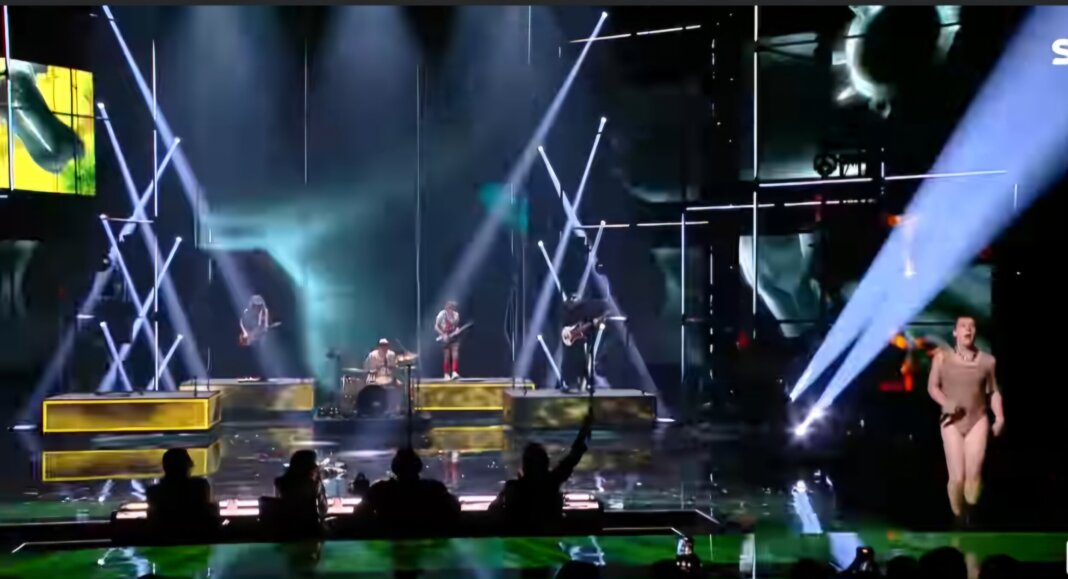 Punkcake desnudi a X Factor 2024: la band toscana promossa al quarto live