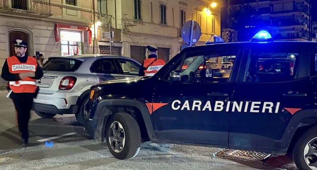 Accoltellato a Lucca dopo una lite: grave un 62enne