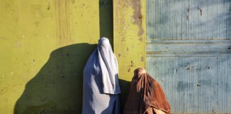 In Afghanistan, spezzare un osso alla moglie costa 15 giorni di carcere