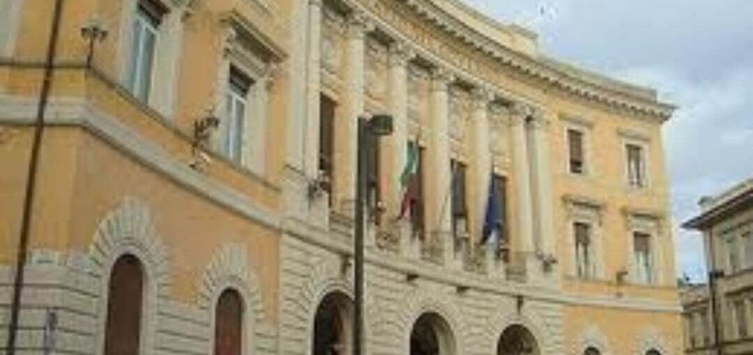 furti in serie alle attivit224 commerciali di grosseto si cercano soluzioni al tavolo della prefettura da Corrieretoscano.it furti in serie alle attivit224 commerciali di grosseto si cercano soluzioni al tavolo della prefettura