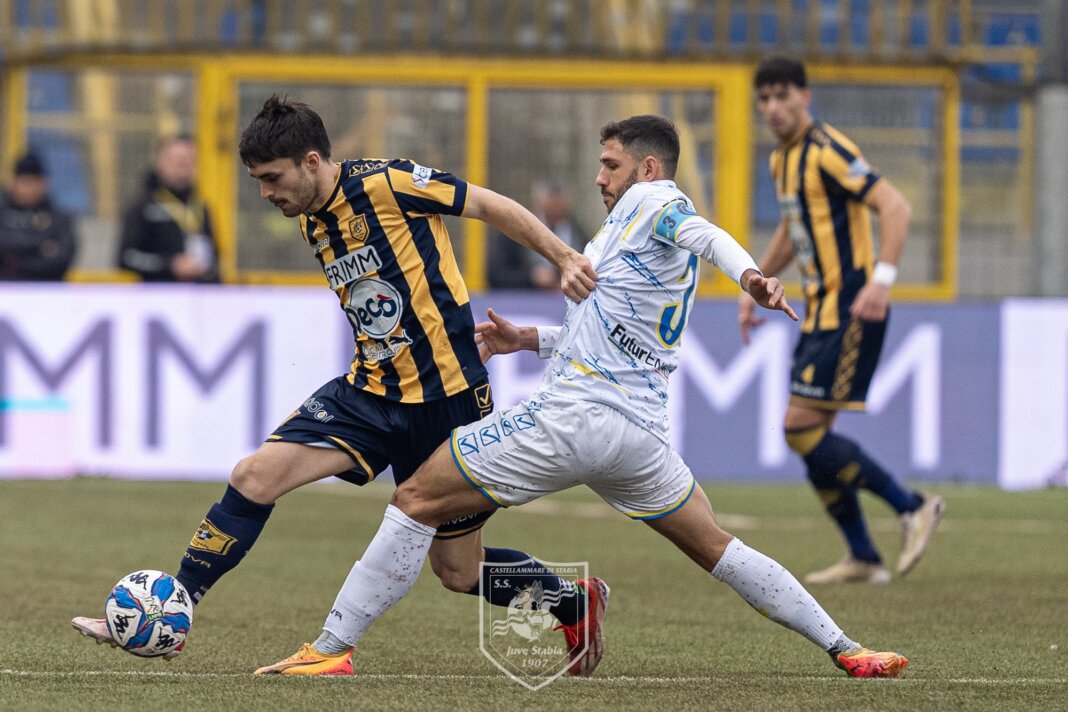 Con la Juve Stabia seconda sconfitta di fila per la Carrarese