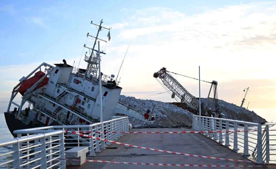 Guang Rong contro pontile a Marina di Massa, Giani: 