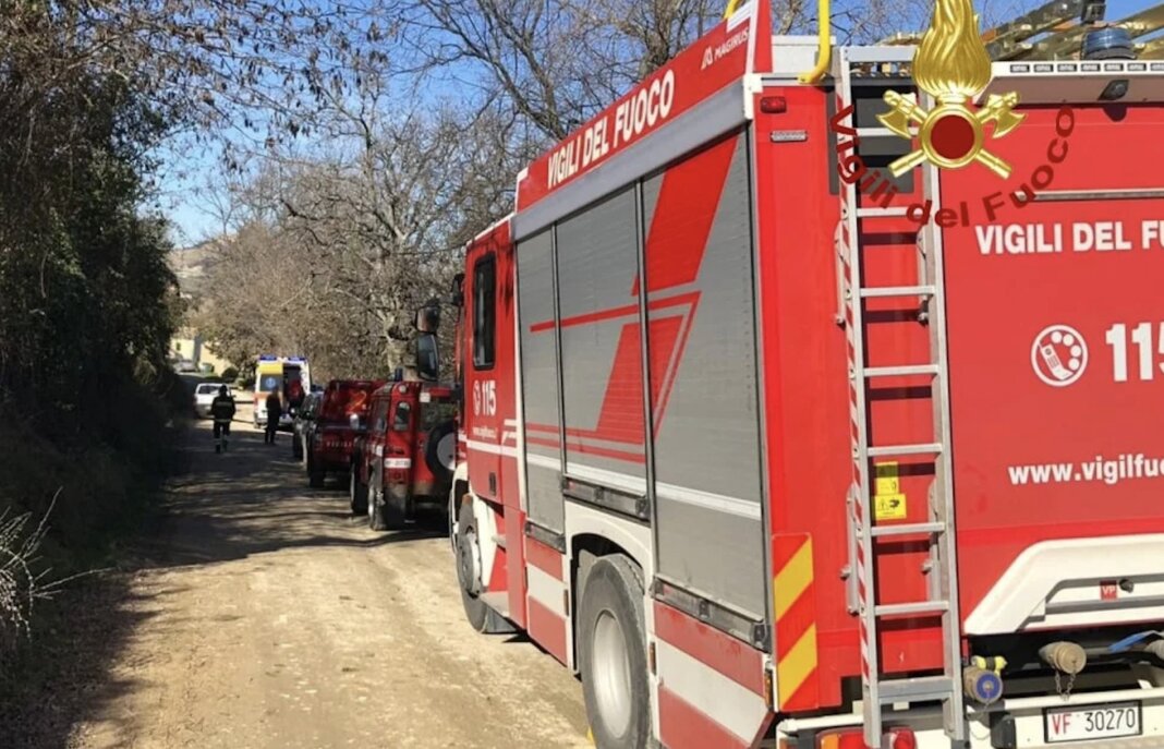 Cade e si infortuna durante una battuta di caccia