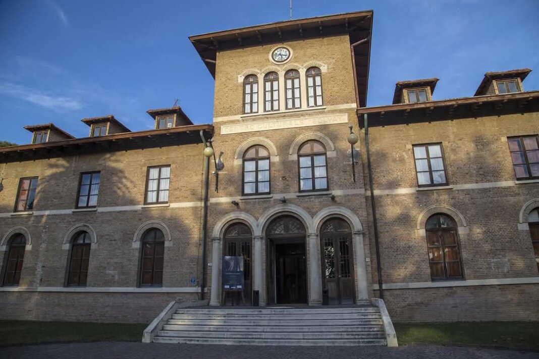 Comune di Rosignano diventa proprietario teatro Solvay: cifra simbolica un euro più Iva