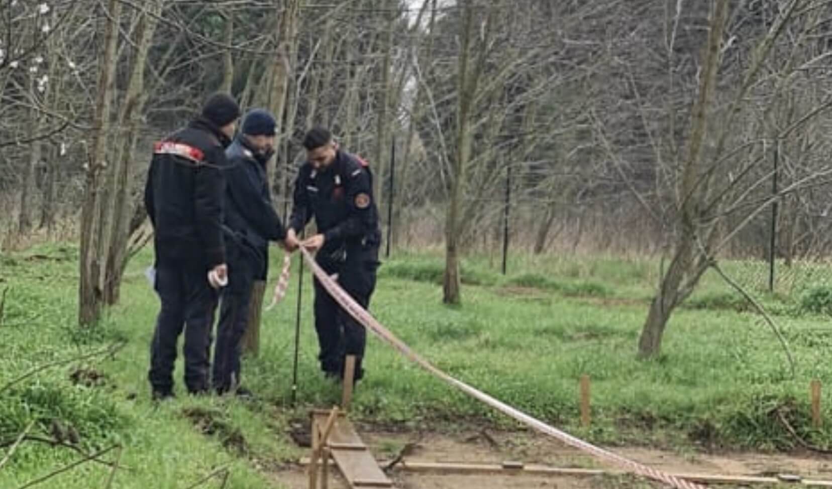 Una piscina e due campi da padel in area vincolata: scattano i sigilli a Orbetello