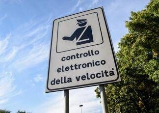 Il peso delle infrazioni stradali: Firenze e Siena dominano la top 10 nazionale delle sanzioni pro capite